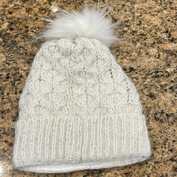 CHERVO woman’s ski hat-Brand new without tags - Picture 2 of 6